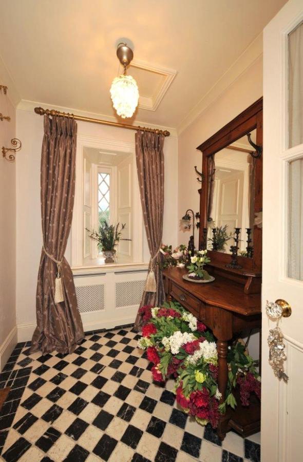 לארה Luxury Country House Glendalough Wicklow מראה חיצוני תמונה